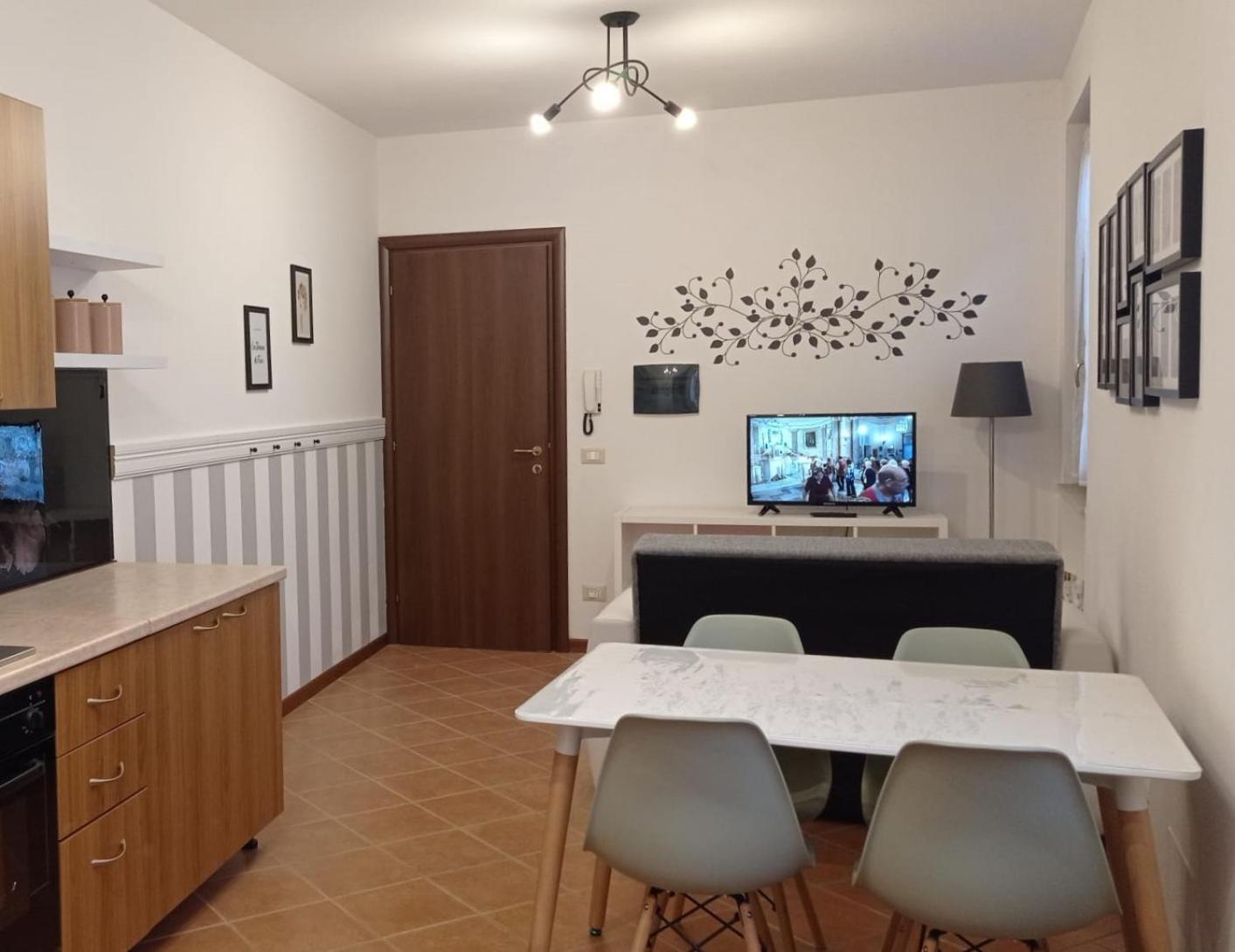 La Dama Di Fiori Villa Verolanuova Ngoại thất bức ảnh